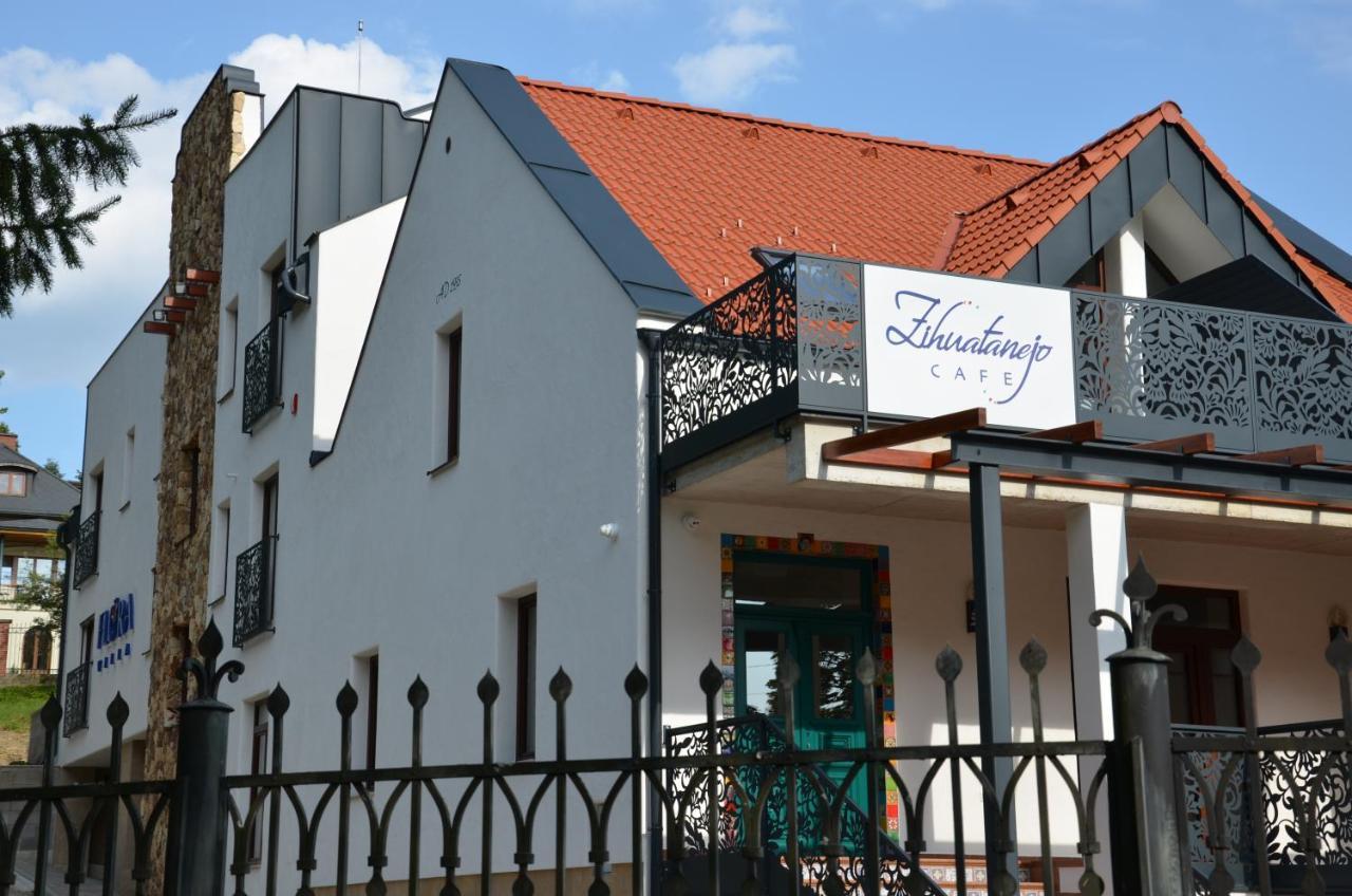 Floravilla Rajecke Teplice Exterior photo